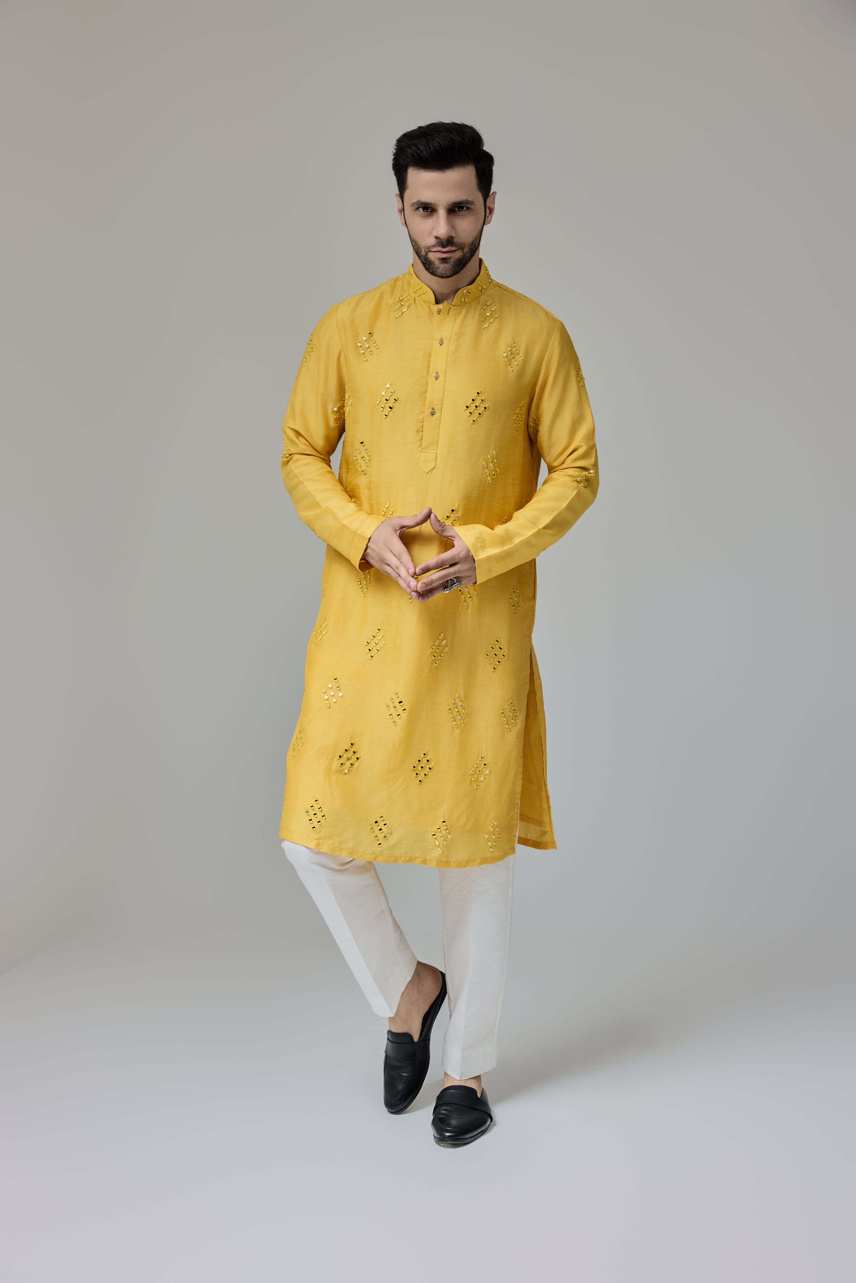 Yellow Kurta With Mirror Work Motifs