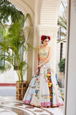 Broacde mosiac lehnga